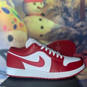SOLD Men’s LIMITED air Jordan 1 low brand new
